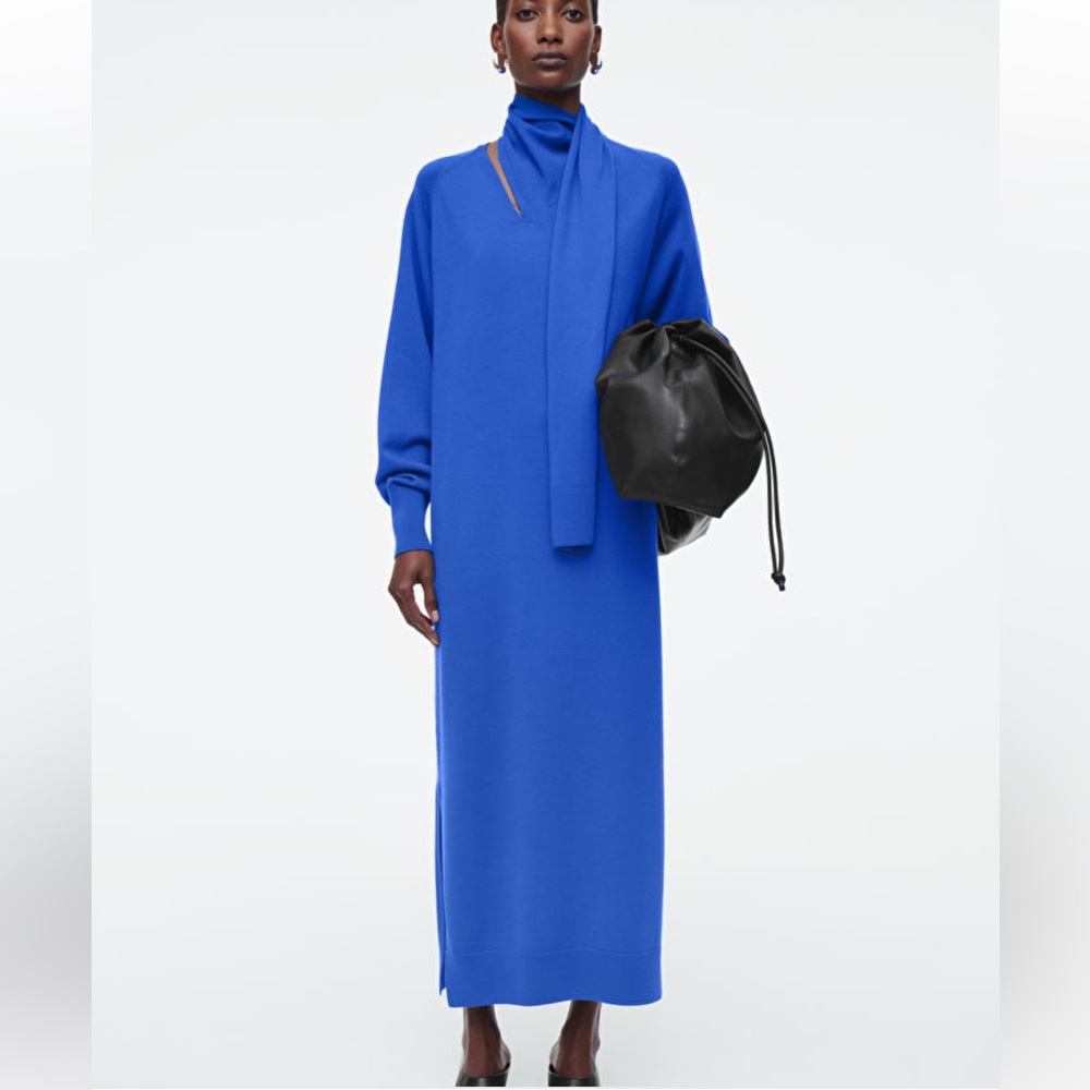 COS SCARF-DETAIL WOOL MAXI DRESS